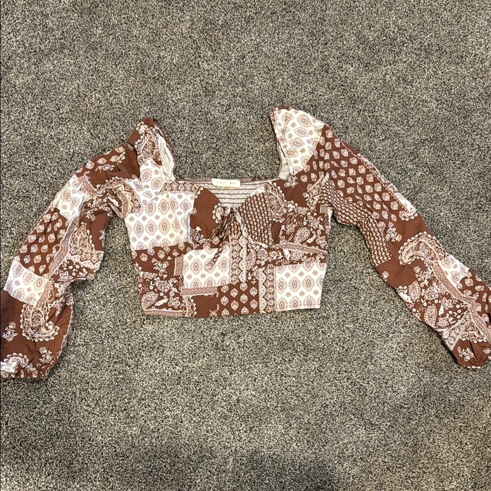 PacSun Brown and White Long Sleeve Crop Blouse